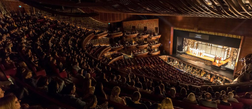 DUBAI OPERA Alice Sara