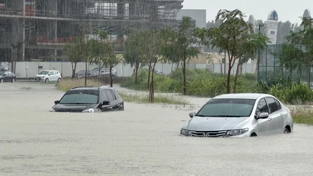 UAE Storms