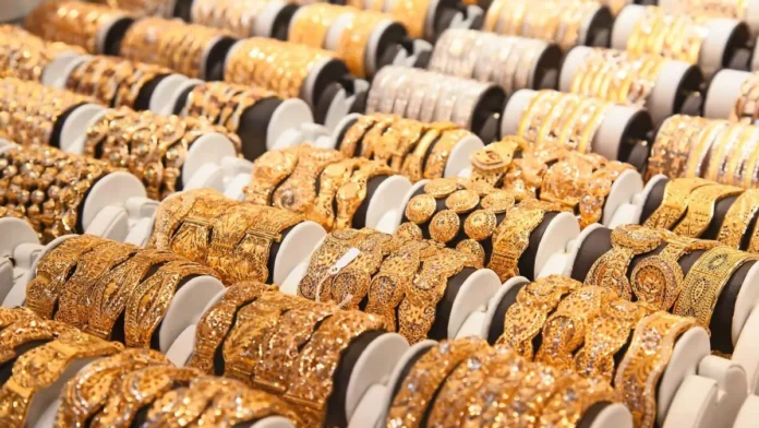 Gold Prices in Dubai Drop for Second Consecutive Day after Hitting Peak; Is This the Right Time to Buy Gold in Dubai?