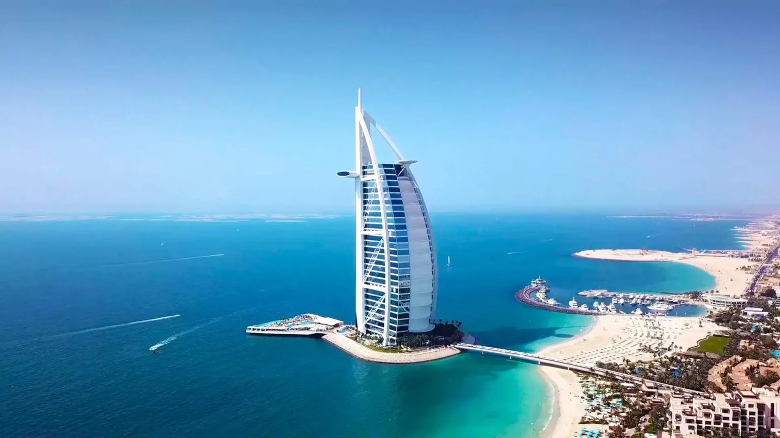 5 Weird Laws in Dubai for Tourists and Residents That Might Surprise You 5 Weird Laws in Dubai for Tourists and Residents That Might Surprise You