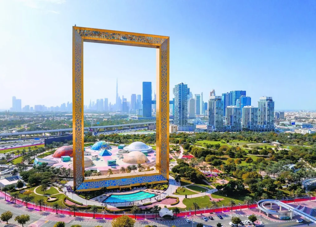 Discover the Essence of Old and New Dubai through Dubai Frame