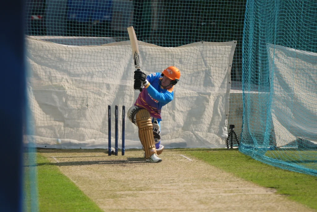 Tom Alsop in the nets for Gulf Giants