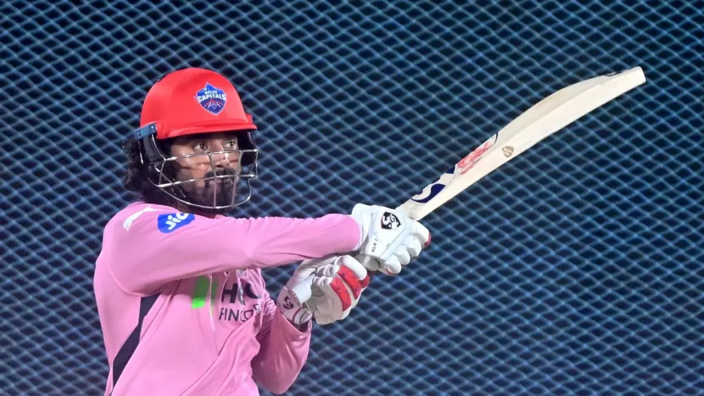 KL Rahul in Nets wearing Delhi Capitals Jersey