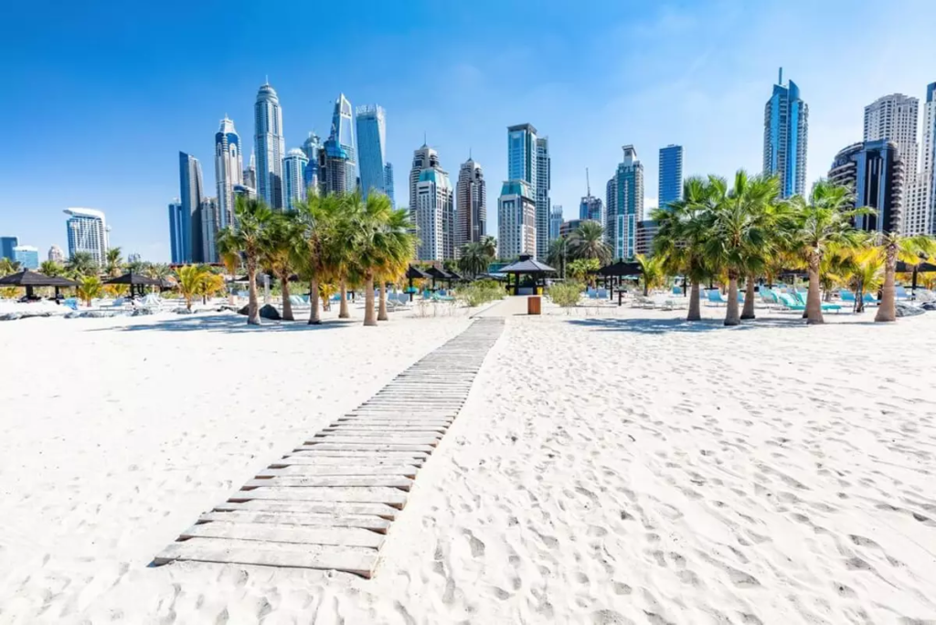 free beaches in Dubai 