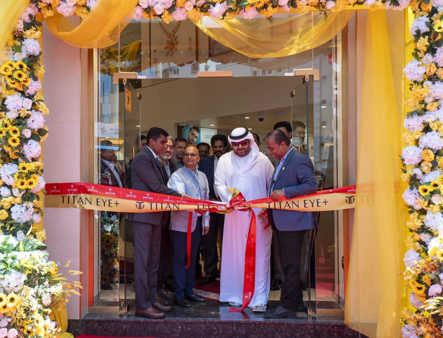 Titan Unveils First International Multi-Brand Lifestyle Destination Store in UAE