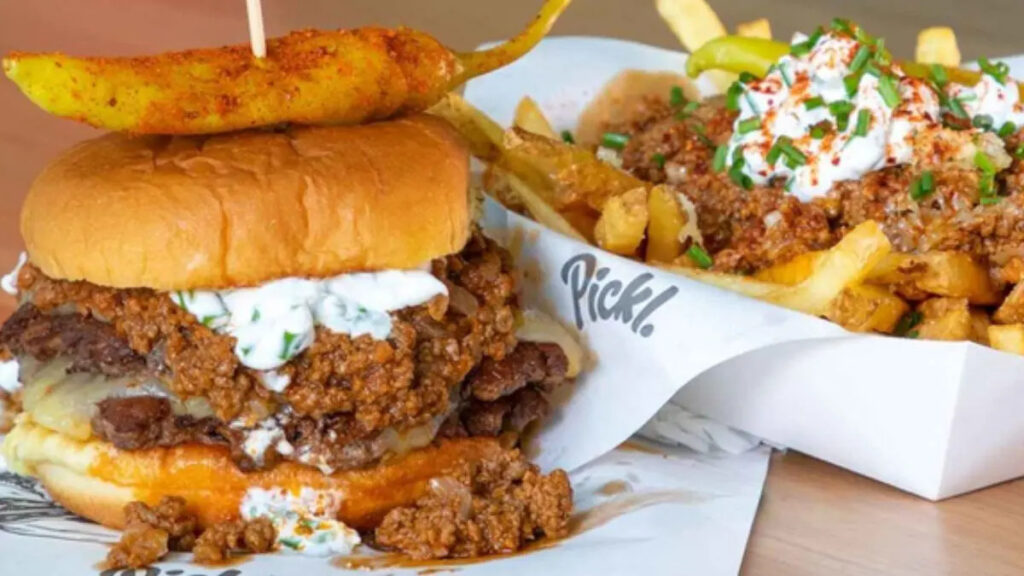 Want to Enjoy a Free Burger in Dubai? Pickl is Giving Away 10,000 Free Burgers Across the UAE!