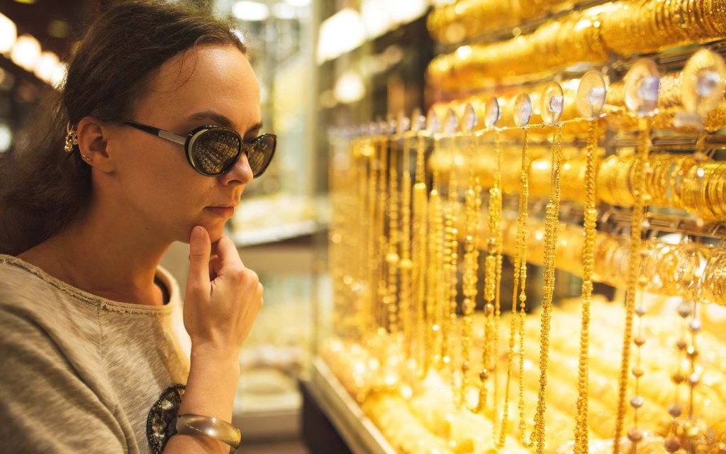 Buying Gold in Dubai