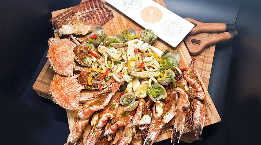 Seafood Mix Grill in Dubai