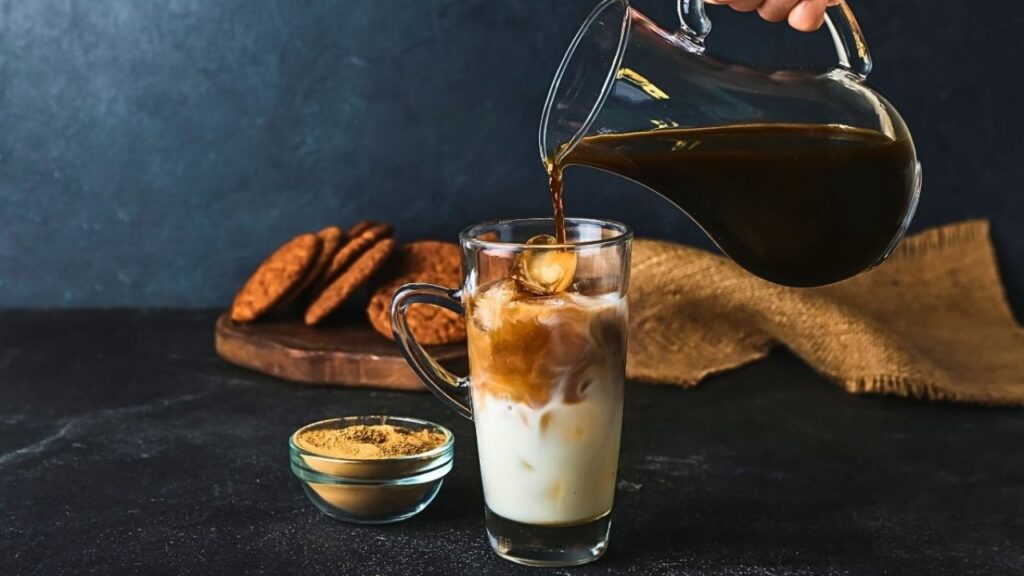 Matcha’s Cool Cousin Is Here: Explore These Top 5 Places to Try a Hojicha Latte