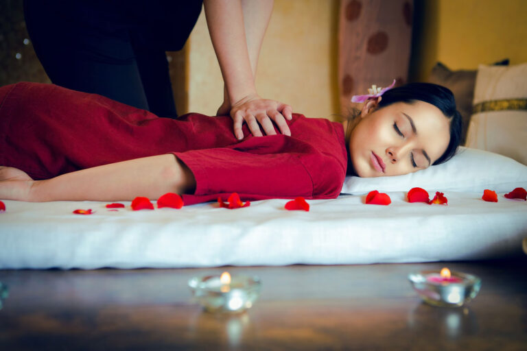 Top 6 Benefits of Having a Massage in Dubai for a Healthier Body and Calmer Mind