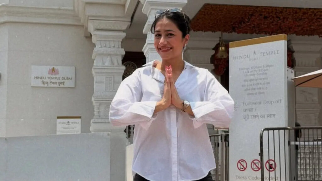 Dhanashree Verma Visits Dubai Temple Days After Yuzi Chahal Breaks Silence on Divorce