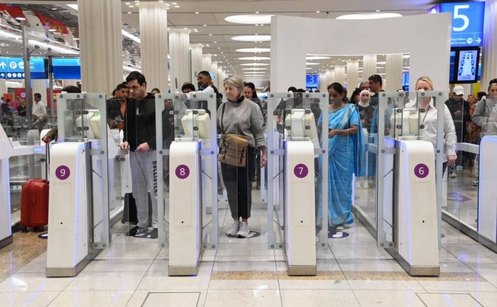 Dubai Airports New AI System Clears 10 Travellers in Just 14 Seconds