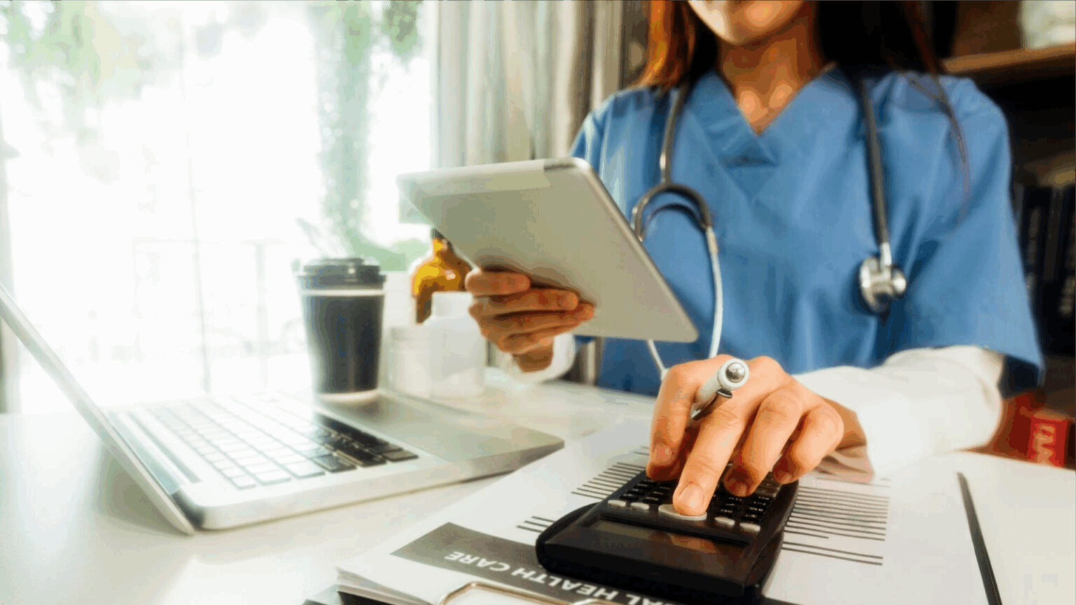 UAE Eases Licence Transfers for Healthcare Workers under Zero Bureaucracy Program