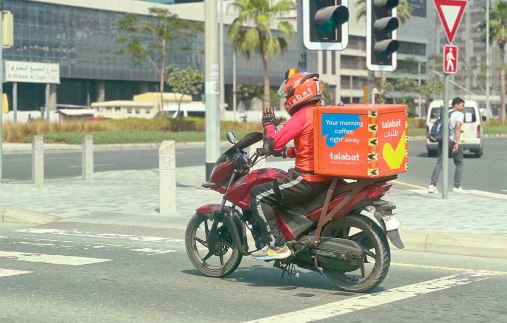 Delivery Riders in Dubai Face New Lane Restrictions from November 1