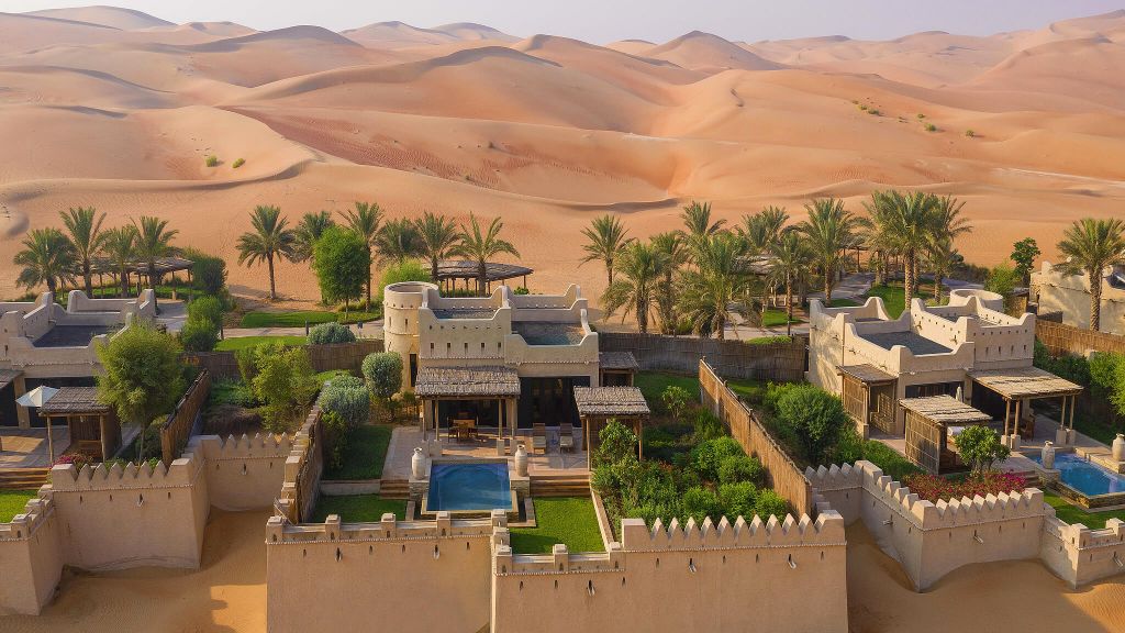 5 Desert Resorts in Abu Dhabi