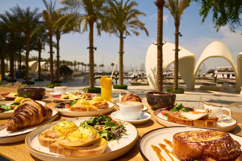 Aesthetic Outdoor Breakfast Places in Dubai