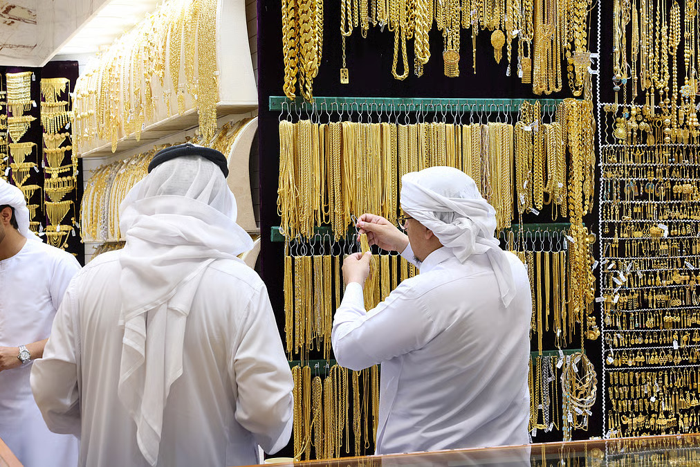 Dubai Gold Prices Fall Sharply Dh15