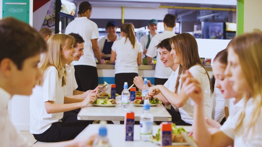 Dubai Unveils New AI Nutrition Platform to Strictly Monitor Student Meal Standards