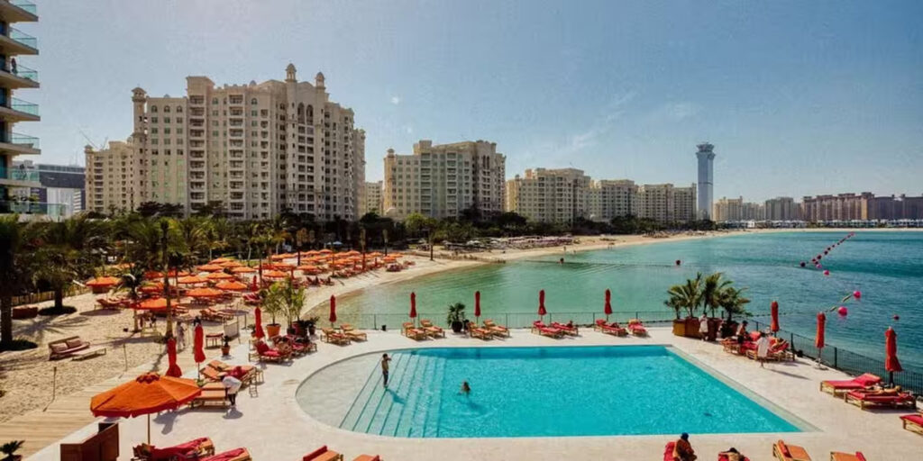 Poolside Restaurants in Dubai