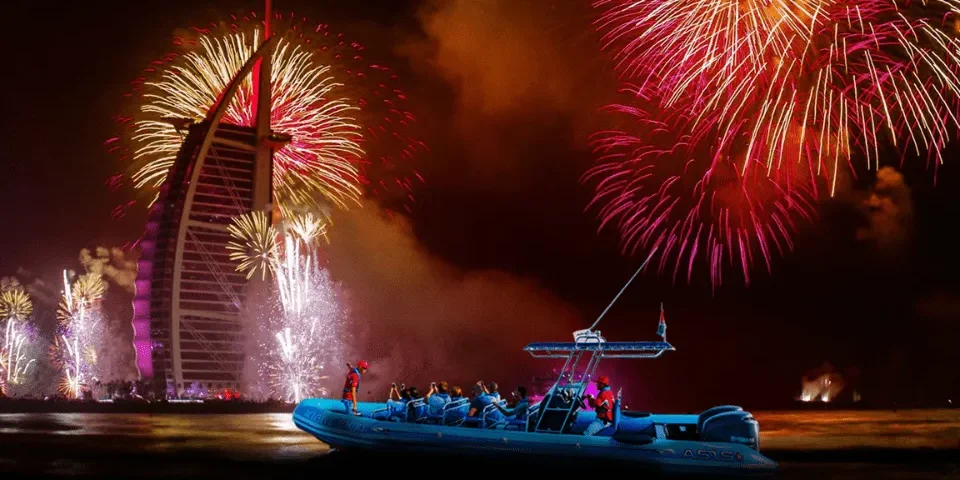 Where to Watch National Day Fireworks in Dubai: Here Are Top 5 Locations National Day Fireworks in Dubai