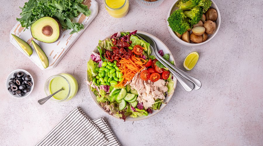 5 Most Popular Salads in Dubai You Must Try 5 Most Popular Salads in Dubai You Must Try