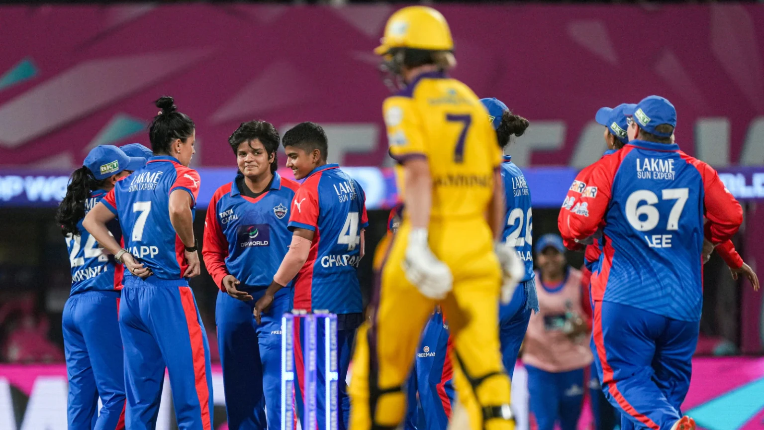 Delhi Capitals Defeated UP Warriorz to Enter in the Eliminator of WPL 2026